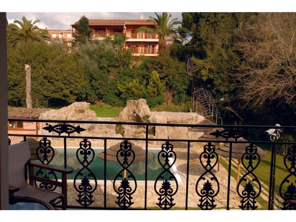 Corfu Club Maisonette 3 Gouviá Eksteriør bilde